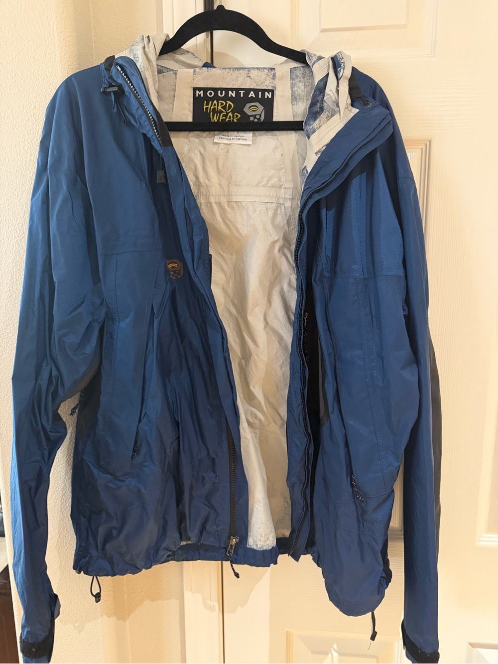 Mountain Hardwear Men's Slate Blue Hooded Rain Jacket